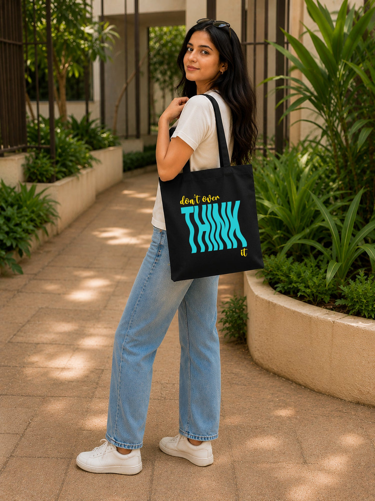 Wavy Mood Tote Bag