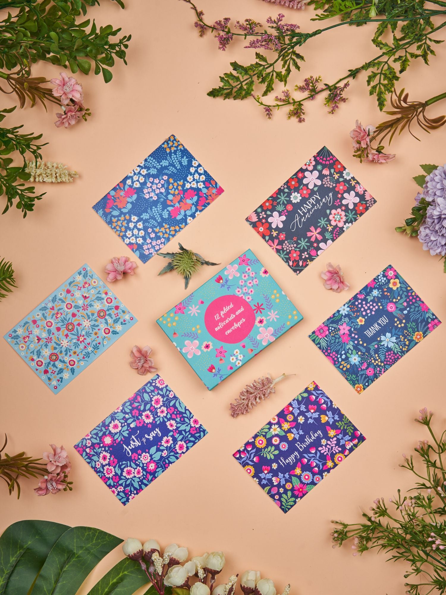 Doodle Set of 12 Blank Notecards with Coloured Envelopes and Jacket Style Packaging (Floral Print)