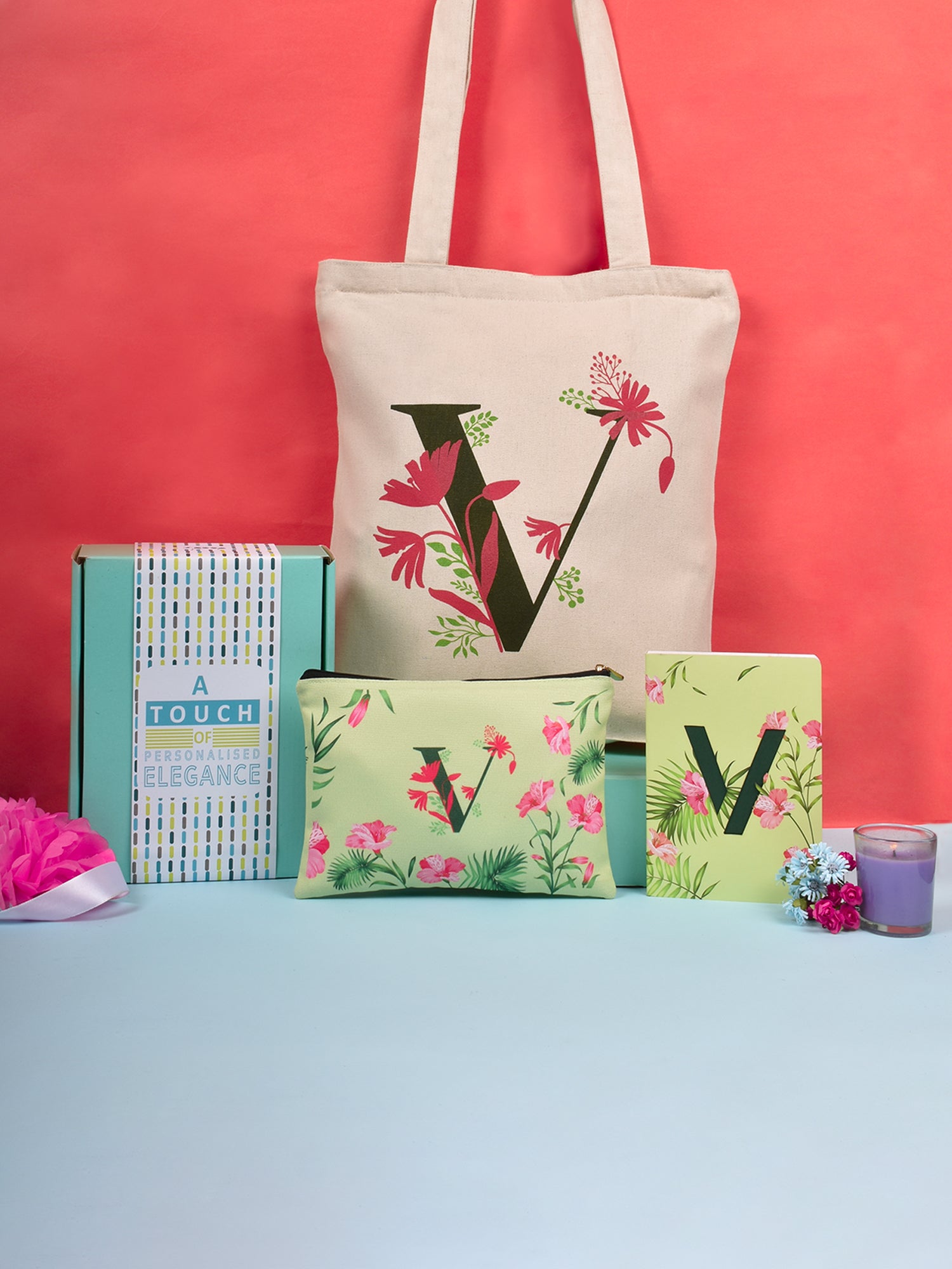 Initial V Monogram Gift Set