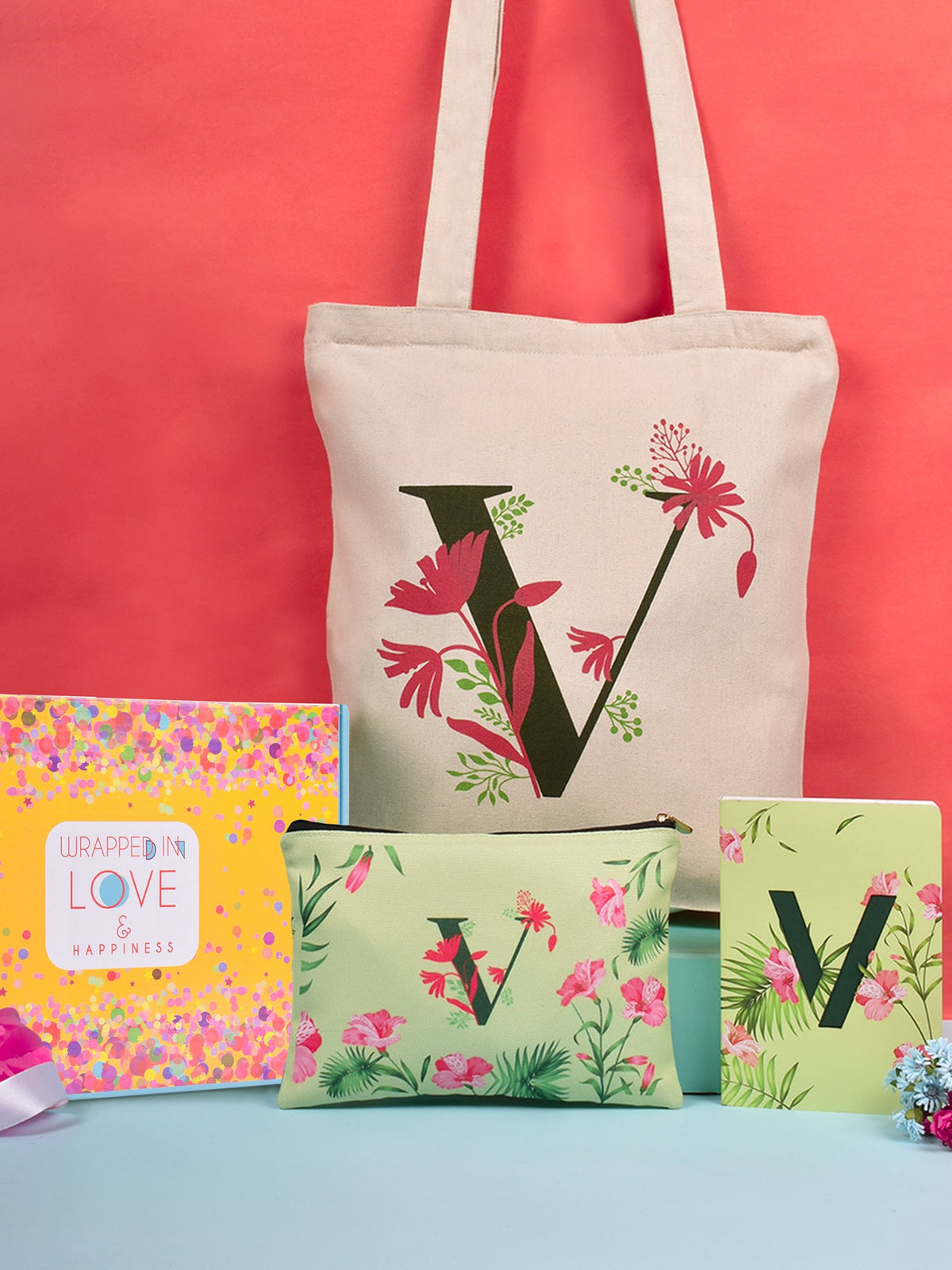 Initial V Monogram Gift Set