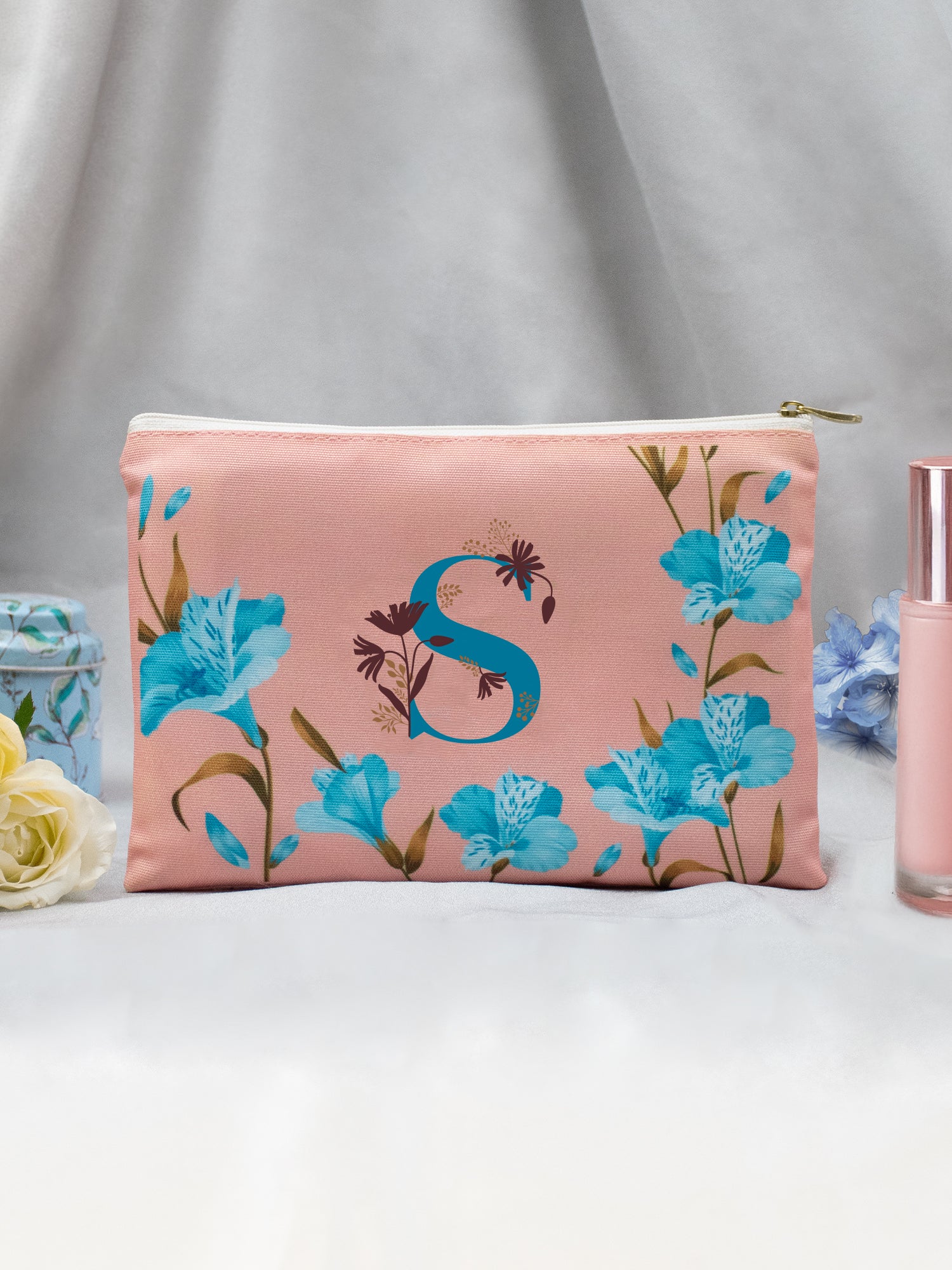 Monogram Pouch - S – DoodleCollection Store